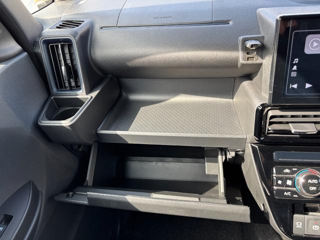 タントカスタムＸ１４インチアルミホイール　大型エアロバンパー　フルＬＥＤヘッドランプ　オート格納式カラードドアミラー　両側パワースライドドア　キーフリーシステム　プッシュボタンスタート（静岡県）の中古車