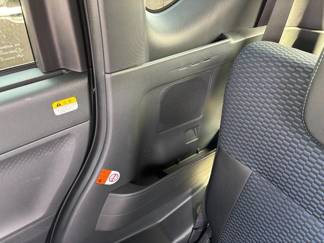 タントカスタムＸ１４インチアルミホイール　大型エアロバンパー　フルＬＥＤヘッドランプ　オート格納式カラードドアミラー　両側パワースライドドア　キーフリーシステム　プッシュボタンスタート（静岡県）の中古車