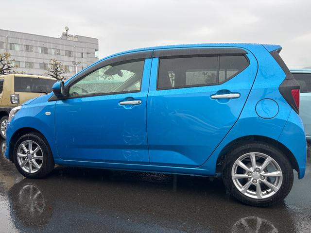 ミライースG SAIII14インチアルミホイール LEDヘッドランプ オート格納式カラードドアミラー 自発光式デジタルメーターブルーイルミネーションメーター オートエアコン(プッシュ式) キーフリーシステム(静岡県)の中古車