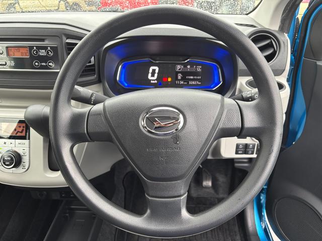 ミライースG SAIII14インチアルミホイール LEDヘッドランプ オート格納式カラードドアミラー 自発光式デジタルメーターブルーイルミネーションメーター オートエアコン(プッシュ式) キーフリーシステム(静岡県)の中古車