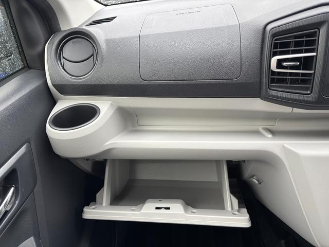 ミライースG SAIII14インチアルミホイール LEDヘッドランプ オート格納式カラードドアミラー 自発光式デジタルメーターブルーイルミネーションメーター オートエアコン(プッシュ式) キーフリーシステム(静岡県)の中古車