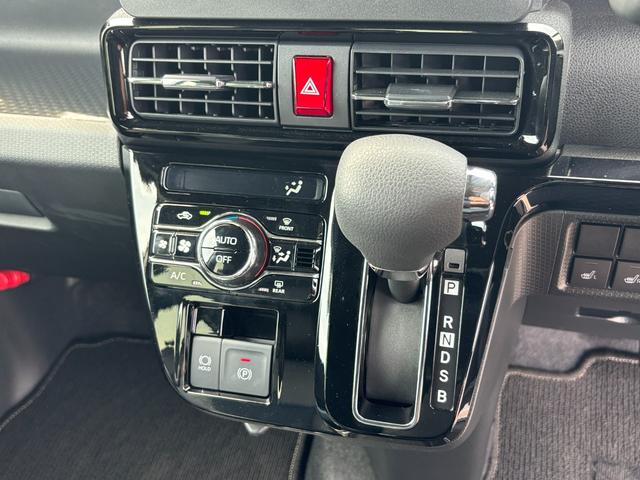 タントカスタムＸ１４インチアルミホイール　大型エアロバンパー　フルＬＥＤヘッドランプ　オート格納式カラードドアミラー　両側パワースライドドア　キーフリーシステム　プッシュボタンスタート（静岡県）の中古車