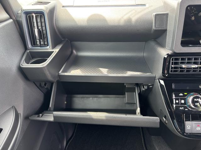 タントカスタムＸ１４インチアルミホイール　大型エアロバンパー　フルＬＥＤヘッドランプ　オート格納式カラードドアミラー　両側パワースライドドア　キーフリーシステム　プッシュボタンスタート（静岡県）の中古車