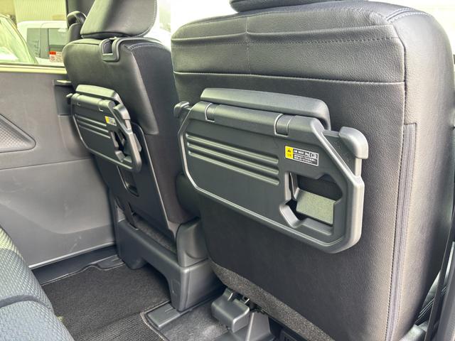 タントカスタムＸ１４インチアルミホイール　大型エアロバンパー　フルＬＥＤヘッドランプ　オート格納式カラードドアミラー　両側パワースライドドア　キーフリーシステム　プッシュボタンスタート（静岡県）の中古車