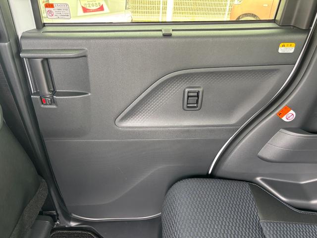 タントカスタムＸ１４インチアルミホイール　大型エアロバンパー　フルＬＥＤヘッドランプ　オート格納式カラードドアミラー　両側パワースライドドア　キーフリーシステム　プッシュボタンスタート（静岡県）の中古車