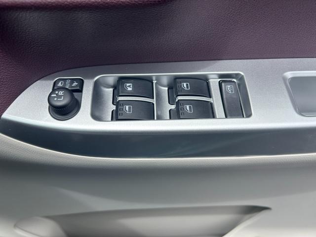 キャストスタイルG VS SAIIIシートヒーター ウレタンステアリングホイール 15インチアルミホイール BiAngleLEDヘッドランプ LEDフォグランプ LEDフロントパーソナルランプ LEDルームランプ(静岡県)の中古車