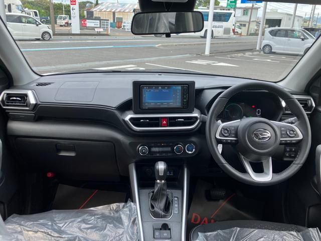 ロッキープレミアムＧ　ＨＥＶアルミホイール　ＵＶＩＲカット遮音ガラス　フルＬＥＤヘッドランプ　運転席・助手席シートヒーター　革巻きステアリングホイール　本革シフトノブ　アクティブマルチインフォメーションメーター（静岡県）の中古車