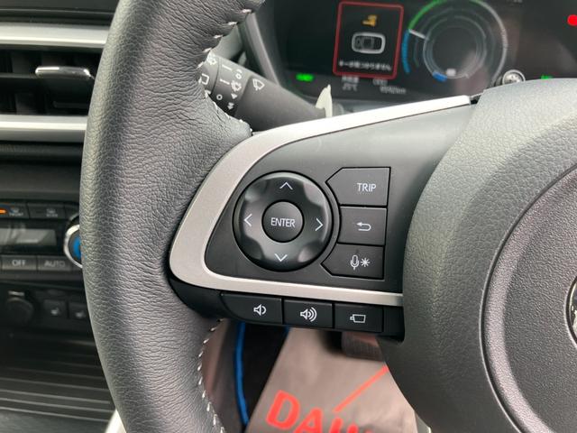 ロッキープレミアムＧ　ＨＥＶアルミホイール　ＵＶＩＲカット遮音ガラス　フルＬＥＤヘッドランプ　運転席・助手席シートヒーター　革巻きステアリングホイール　本革シフトノブ　アクティブマルチインフォメーションメーター（静岡県）の中古車