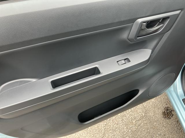 ミライースＬ　ＳＡIII１３インチフルホイールキャップ　マルチリフレクターハロゲンヘッドランプ　可倒式ドアミラー　自発光式デジタルメーターアンバーイルミネーションメーター　マニュアルエアコン（ダイヤル式）　キーレスエントリー（静岡県）の中古車