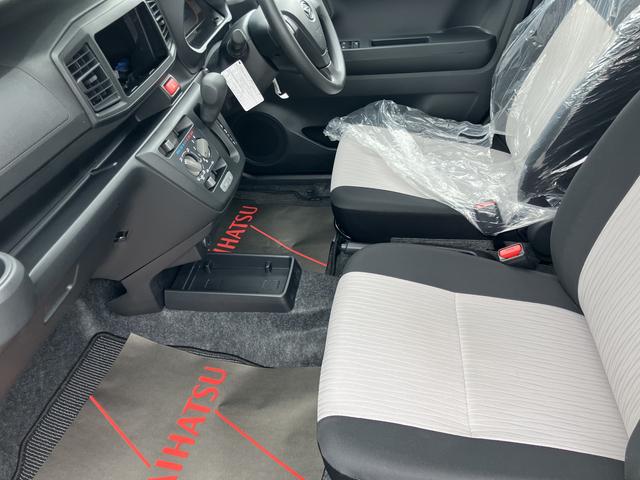 ミライースＬ　ＳＡIII１３インチフルホイールキャップ　マルチリフレクターハロゲンヘッドランプ　可倒式ドアミラー　自発光式デジタルメーターアンバーイルミネーションメーター　マニュアルエアコン（ダイヤル式）　キーレスエントリー（静岡県）の中古車