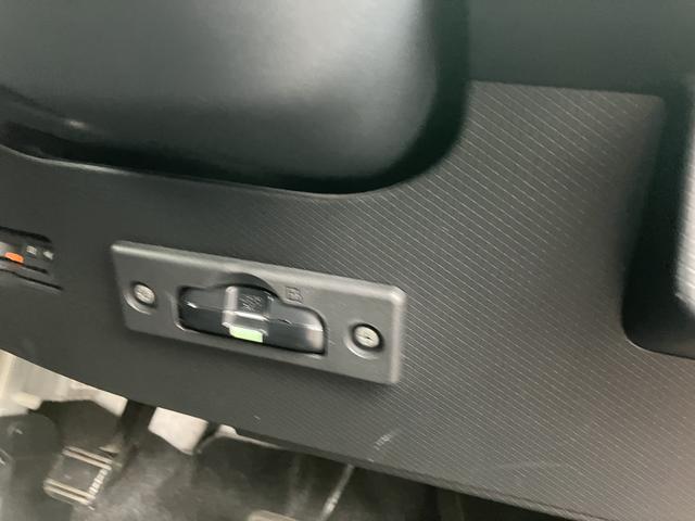 タントカスタムＲＳスタイルセレクション１５インチアルミホイール　大型エアロバンパー　フルＬＥＤヘッドランプ　オート格納式カラードドアミラー　革巻ステアリングホイール　両側パワースライドドア（静岡県）の中古車