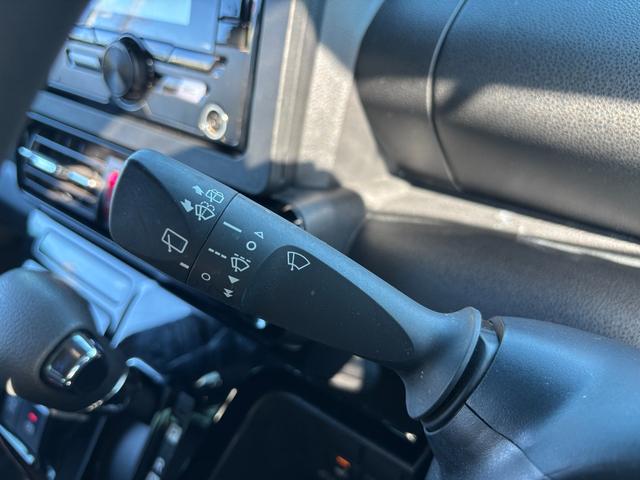 タントカスタムＸ１４インチアルミホイール　大型エアロバンパー　フルＬＥＤヘッドランプ　オート格納式カラードドアミラー　両側パワースライドドア　キーフリーシステム　プッシュボタンスタート（静岡県）の中古車