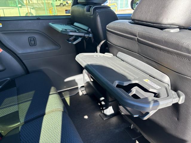 タントカスタムＸ１４インチアルミホイール　大型エアロバンパー　フルＬＥＤヘッドランプ　オート格納式カラードドアミラー　両側パワースライドドア　キーフリーシステム　プッシュボタンスタート（静岡県）の中古車