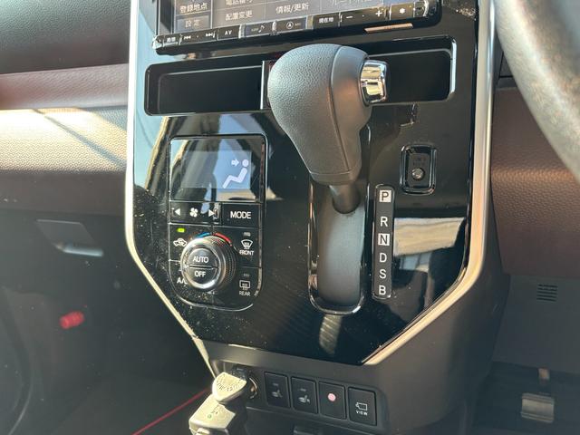 トールＧ　リミテッド　ＳＡIIIキーフリーシステム　プッシュボタンスタート　オートエアコン（プッシュ式）　両側パワースライドドア　マルチインフォメーションディスプレイ（静岡県）の中古車