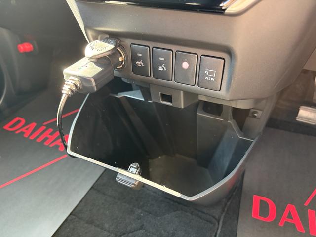 トールＧ　リミテッド　ＳＡIIIキーフリーシステム　プッシュボタンスタート　オートエアコン（プッシュ式）　両側パワースライドドア　マルチインフォメーションディスプレイ（静岡県）の中古車