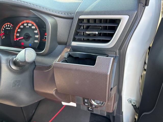 トールＧ　リミテッド　ＳＡIIIキーフリーシステム　プッシュボタンスタート　オートエアコン（プッシュ式）　両側パワースライドドア　マルチインフォメーションディスプレイ（静岡県）の中古車