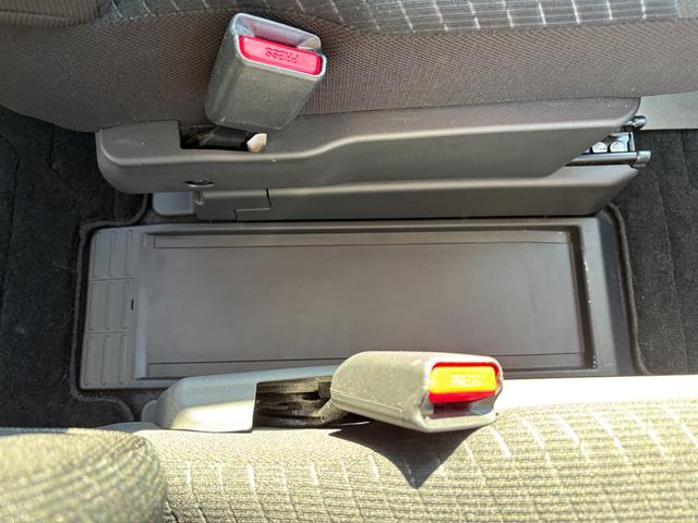 トールＧ　リミテッド　ＳＡIIIキーフリーシステム　プッシュボタンスタート　オートエアコン（プッシュ式）　両側パワースライドドア　マルチインフォメーションディスプレイ（静岡県）の中古車