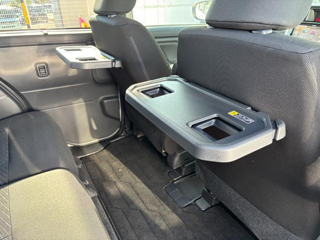 トールＧ　リミテッド　ＳＡIIIキーフリーシステム　プッシュボタンスタート　オートエアコン（プッシュ式）　両側パワースライドドア　マルチインフォメーションディスプレイ（静岡県）の中古車