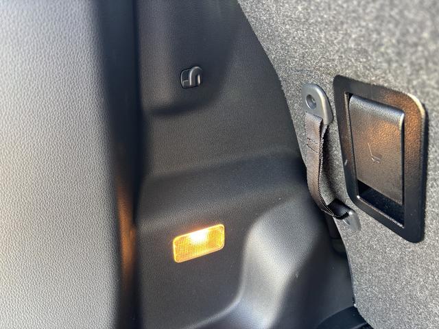 トールＧ　リミテッド　ＳＡIIIキーフリーシステム　プッシュボタンスタート　オートエアコン（プッシュ式）　両側パワースライドドア　マルチインフォメーションディスプレイ（静岡県）の中古車