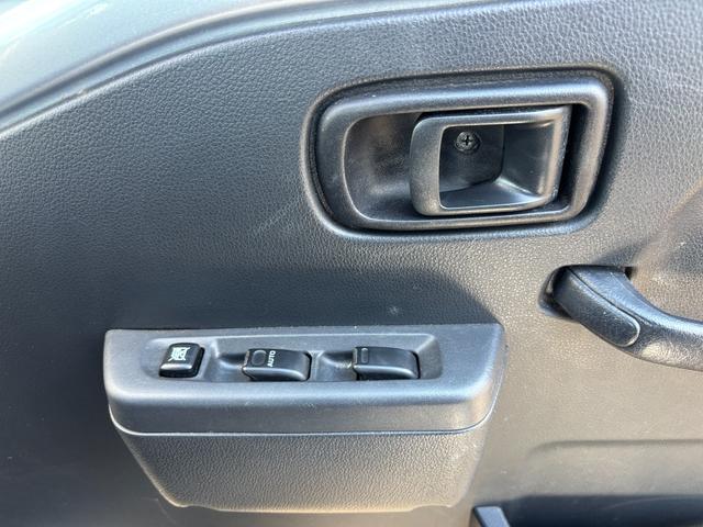 ハイゼットトラックエクストラＳＡIIIｔ２ＷＤ　ＭＴ　キーフリーシステム　マニュアルエアコン　パワーステアリング　パワーウィンドウ　ＵＶカットガラス　ハロゲンヘッドライト（静岡県）の中古車