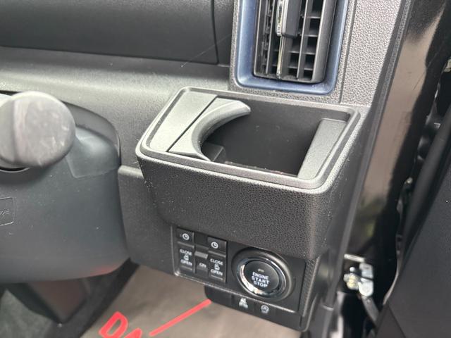 タントカスタムRS15インチアルミホイール キーフリーシステム プッシュボタンスタート オートエアコン(プッシュ式) フルLEDヘッドランプ オート格納式カラードドアミラー 本革巻ステアリングホイール(静岡県)の中古車