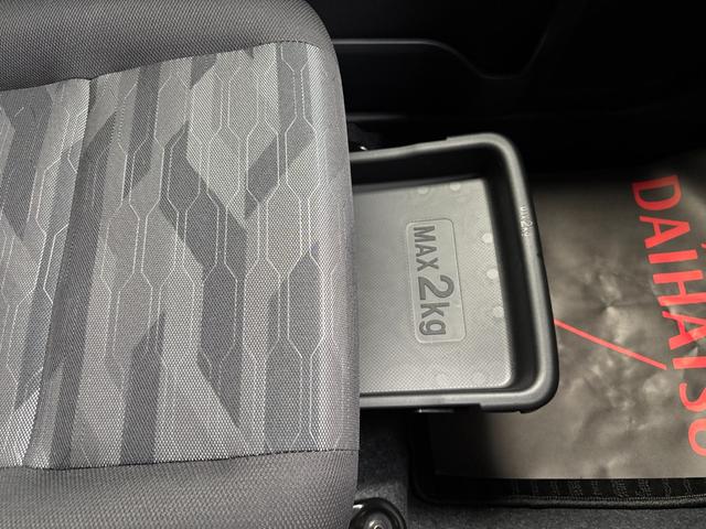 タフトG15インチアルミホイール オートレベリング機能付フルLEDヘッドランプ LEDフォグランプ 本革巻ステアリングホイール 本革巻インパネセンターシフト TFTカラーマルチインフォメーションディスプレイ(静岡県)の中古車