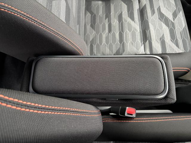 タフトG15インチアルミホイール オートレベリング機能付フルLEDヘッドランプ LEDフォグランプ 本革巻ステアリングホイール 本革巻インパネセンターシフト TFTカラーマルチインフォメーションディスプレイ(静岡県)の中古車