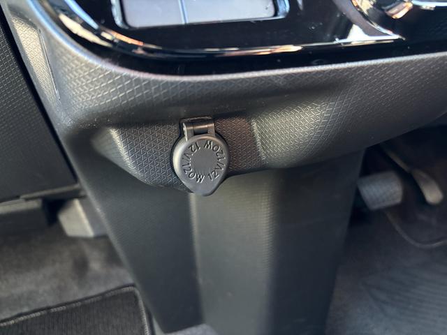 タントカスタムＸ１４インチアルミホイール　大型エアロバンパー　フルＬＥＤヘッドランプ　オート格納式カラードドアミラー　両側パワースライドドア　キーフリーシステム　プッシュボタンスタート（静岡県）の中古車