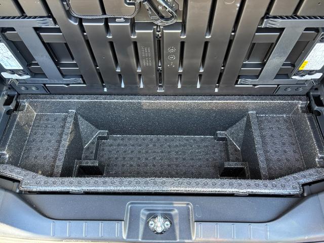 タントカスタムＸ１４インチアルミホイール　大型エアロバンパー　フルＬＥＤヘッドランプ　オート格納式カラードドアミラー　両側パワースライドドア　キーフリーシステム　プッシュボタンスタート（静岡県）の中古車