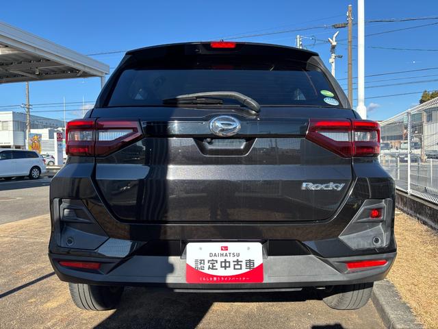 ロッキーＧ１７インチアルミホイール　ＵＶＩＲカット遮音ガラス　フルＬＥＤヘッドランプ　運転席・助手席シートヒーター　ウレタンステアリングホイール　本革シフトノブ　アクティブマルチインフォメーションメーター（静岡県）の中古車