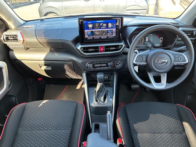 ロッキーＧ１７インチアルミホイール　ＵＶＩＲカット遮音ガラス　フルＬＥＤヘッドランプ　運転席・助手席シートヒーター　ウレタンステアリングホイール　本革シフトノブ　アクティブマルチインフォメーションメーター（静岡県）の中古車