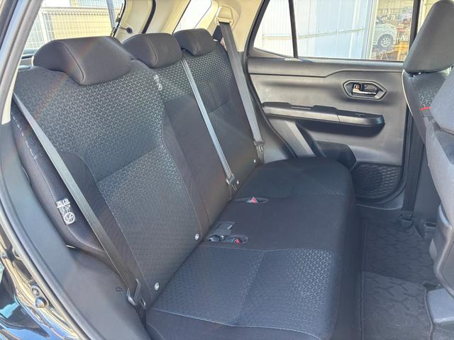 ロッキーＧ１７インチアルミホイール　ＵＶＩＲカット遮音ガラス　フルＬＥＤヘッドランプ　運転席・助手席シートヒーター　ウレタンステアリングホイール　本革シフトノブ　アクティブマルチインフォメーションメーター（静岡県）の中古車