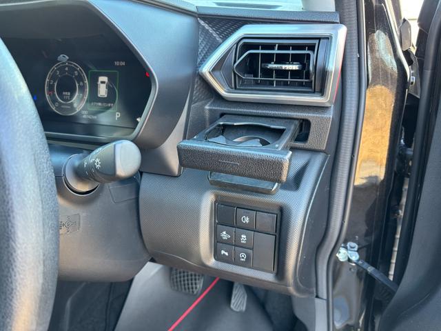 ロッキーＧ１７インチアルミホイール　ＵＶＩＲカット遮音ガラス　フルＬＥＤヘッドランプ　運転席・助手席シートヒーター　ウレタンステアリングホイール　本革シフトノブ　アクティブマルチインフォメーションメーター（静岡県）の中古車