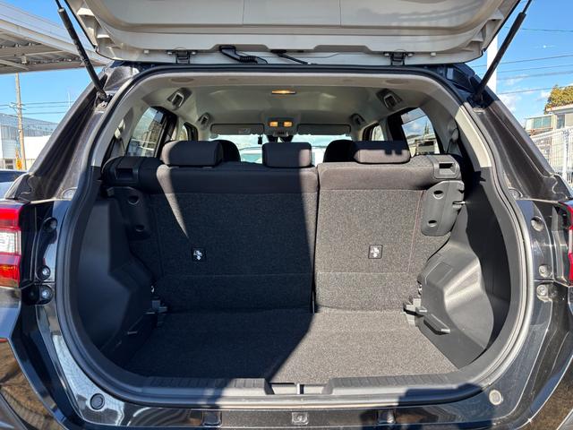 ロッキーＧ１７インチアルミホイール　ＵＶＩＲカット遮音ガラス　フルＬＥＤヘッドランプ　運転席・助手席シートヒーター　ウレタンステアリングホイール　本革シフトノブ　アクティブマルチインフォメーションメーター（静岡県）の中古車