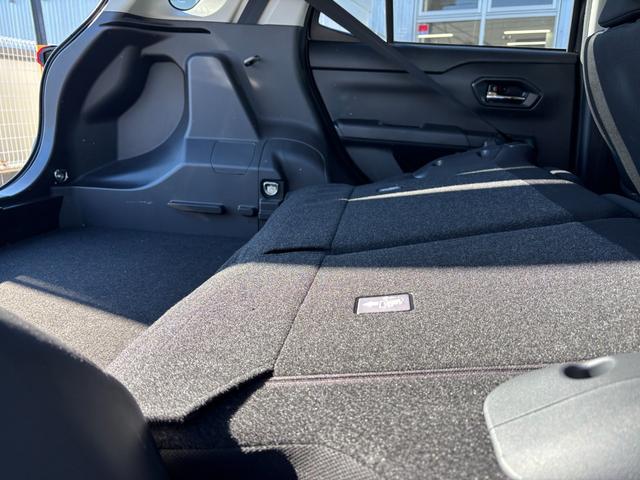 ロッキーＧ１７インチアルミホイール　ＵＶＩＲカット遮音ガラス　フルＬＥＤヘッドランプ　運転席・助手席シートヒーター　ウレタンステアリングホイール　本革シフトノブ　アクティブマルチインフォメーションメーター（静岡県）の中古車