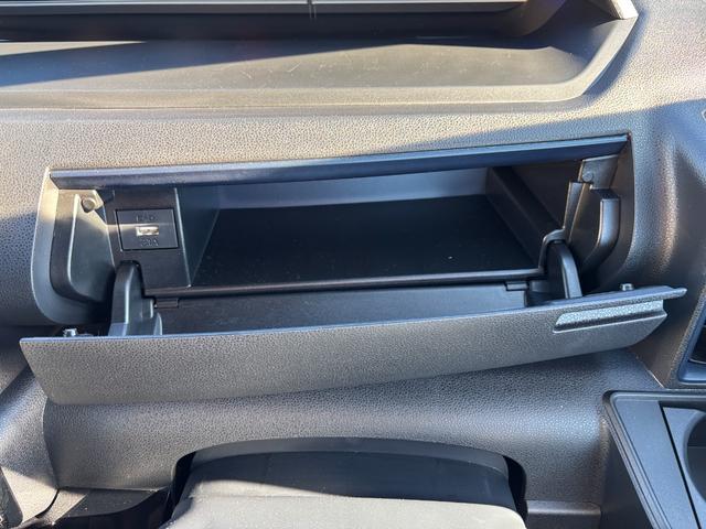 タントカスタムＲＳ１５インチアルミホイール　キーフリーシステム　プッシュボタンスタート　オートエアコン（プッシュ式）　フルＬＥＤヘッドランプ　オート格納式カラードドアミラー　本革巻ステアリングホイール（静岡県）の中古車