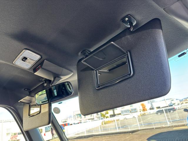 タントカスタムＲＳ１５インチアルミホイール　キーフリーシステム　プッシュボタンスタート　オートエアコン（プッシュ式）　フルＬＥＤヘッドランプ　オート格納式カラードドアミラー　本革巻ステアリングホイール（静岡県）の中古車