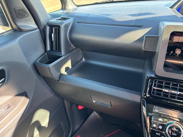 タントカスタムＲＳ１５インチアルミホイール　キーフリーシステム　プッシュボタンスタート　オートエアコン（プッシュ式）　フルＬＥＤヘッドランプ　オート格納式カラードドアミラー　本革巻ステアリングホイール（静岡県）の中古車