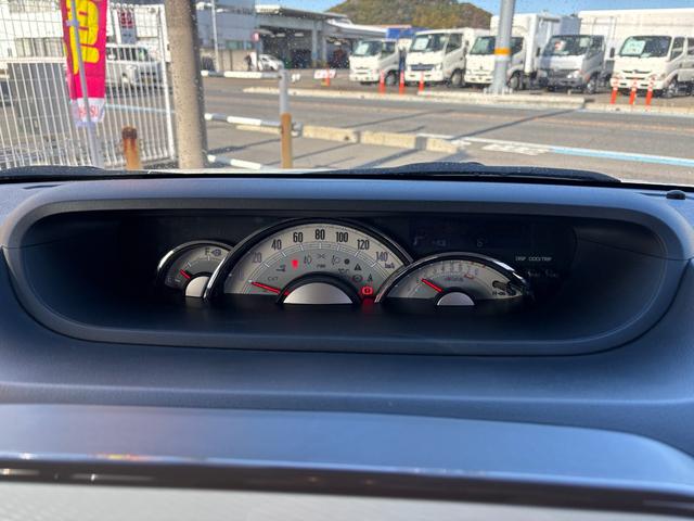 ムーヴキャンバスGメイクアップVS SAIII14インチフルホイールキャップ LEDヘッドランプ キーフリーシステム 両側パワースライドドア オートエアコン(プッシュ式) オートライト 置きラクボックス(静岡県)の中古車