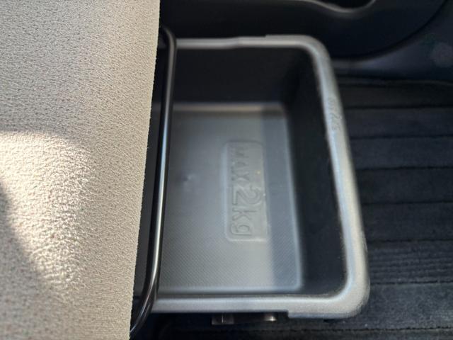 ムーヴキャンバスGメイクアップVS SAIII14インチフルホイールキャップ LEDヘッドランプ キーフリーシステム 両側パワースライドドア オートエアコン(プッシュ式) オートライト 置きラクボックス(静岡県)の中古車