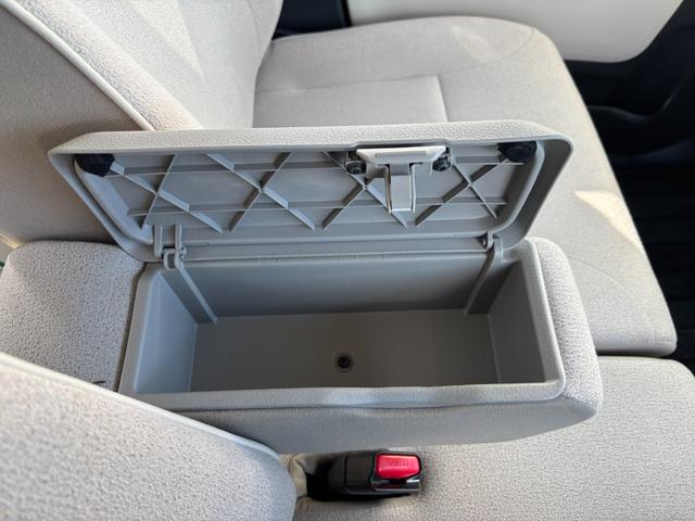 ムーヴキャンバスGメイクアップVS SAIII14インチフルホイールキャップ LEDヘッドランプ キーフリーシステム 両側パワースライドドア オートエアコン(プッシュ式) オートライト 置きラクボックス(静岡県)の中古車