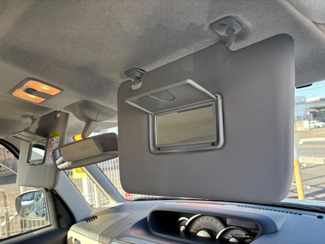 ムーヴキャンバスGメイクアップVS SAIII14インチフルホイールキャップ LEDヘッドランプ キーフリーシステム 両側パワースライドドア オートエアコン(プッシュ式) オートライト 置きラクボックス(静岡県)の中古車