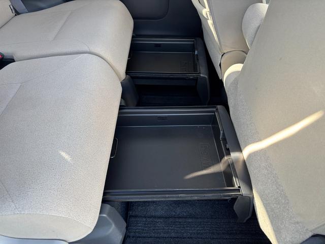 ムーヴキャンバスGメイクアップVS SAIII14インチフルホイールキャップ LEDヘッドランプ キーフリーシステム 両側パワースライドドア オートエアコン(プッシュ式) オートライト 置きラクボックス(静岡県)の中古車