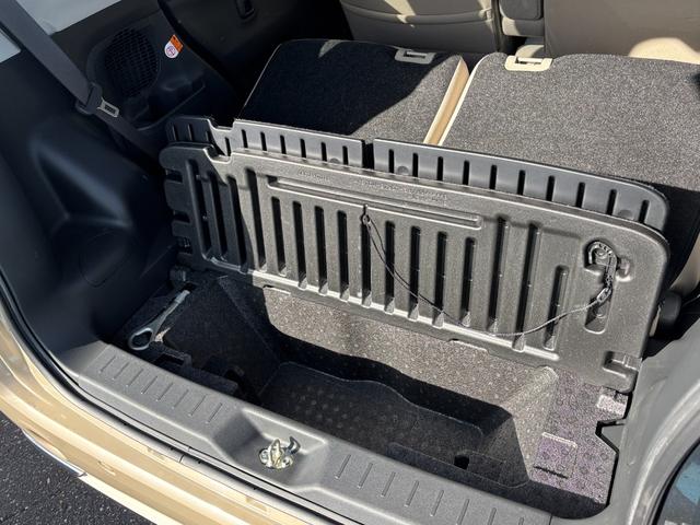 ムーヴキャンバスGメイクアップVS SAIII14インチフルホイールキャップ LEDヘッドランプ キーフリーシステム 両側パワースライドドア オートエアコン(プッシュ式) オートライト 置きラクボックス(静岡県)の中古車