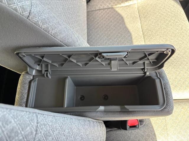 タントX14インチフルホイールキャップ フルLEDヘッドランプ オート格納式カラードドアミラー 左側パワースライドドア TFTカラーマルチインフォメーションディスプレイ フルファブリックシート(静岡県)の中古車