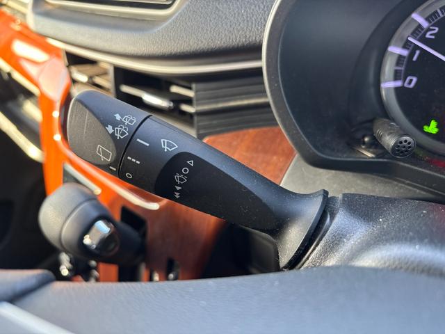 ムーヴカスタム X ハイパーSAII14インチアルミホイール スーパーUVIRカットガラス ウレタンステアリングホイール ウレタンインパネセンターシフト LEDルームランプ(静岡県)の中古車