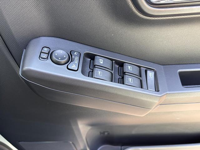 タフトＧ　ダーククロムベンチャーメッキドアアウターハンドル　１５インチアルミホイール　オートレベリング機能付フルＬＥＤヘッドランプ　ＬＥＤフォグランプ　本革巻ステアリングホイール　本革巻インパネセンターシフト（静岡県）の中古車