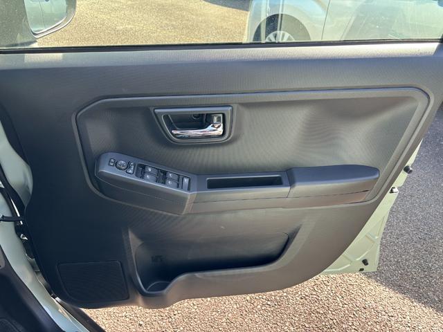 タフトＧ　ダーククロムベンチャーメッキドアアウターハンドル　１５インチアルミホイール　オートレベリング機能付フルＬＥＤヘッドランプ　ＬＥＤフォグランプ　本革巻ステアリングホイール　本革巻インパネセンターシフト（静岡県）の中古車