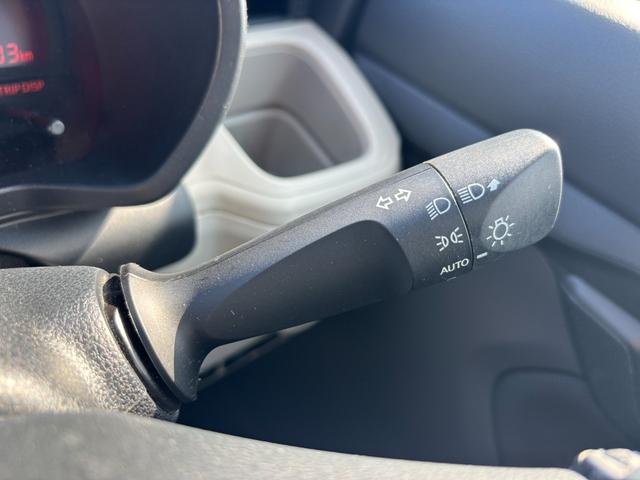 ムーヴXリミテッドII SAIIILEDヘッドランプ ブラックインテリアパック 14インチアルミホイール スーパーUVIRカットガラス キーフリーシステム オートエアコン(プッシュ式)(静岡県)の中古車