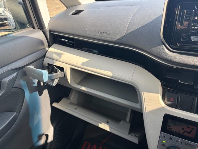 ムーヴXリミテッドII SAIIILEDヘッドランプ ブラックインテリアパック 14インチアルミホイール スーパーUVIRカットガラス キーフリーシステム オートエアコン(プッシュ式)(静岡県)の中古車